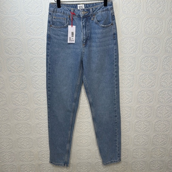 BDG | Urban Outfitters High Rise Mom Jeans in a Light Wash, Size 25, NWT - Picture 2 of 16